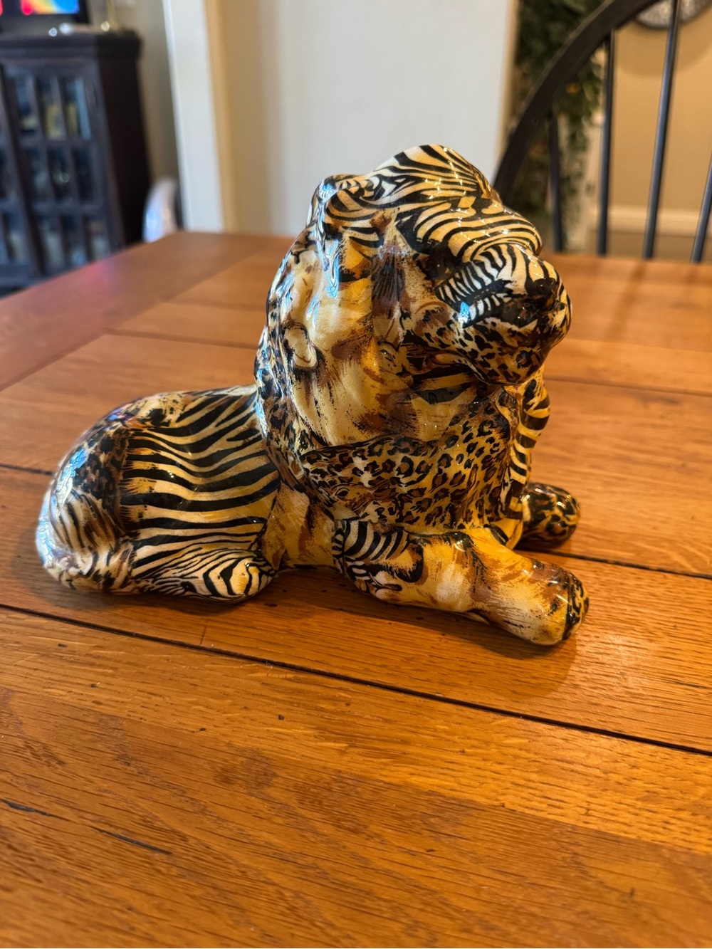 Vintage La Vie Safari African Lion ceramic figurine